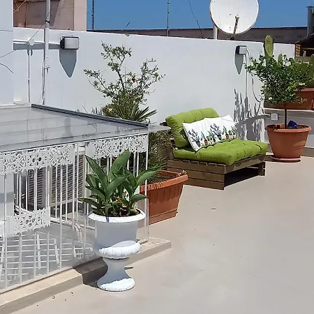 A Due Passi Temporary Trani