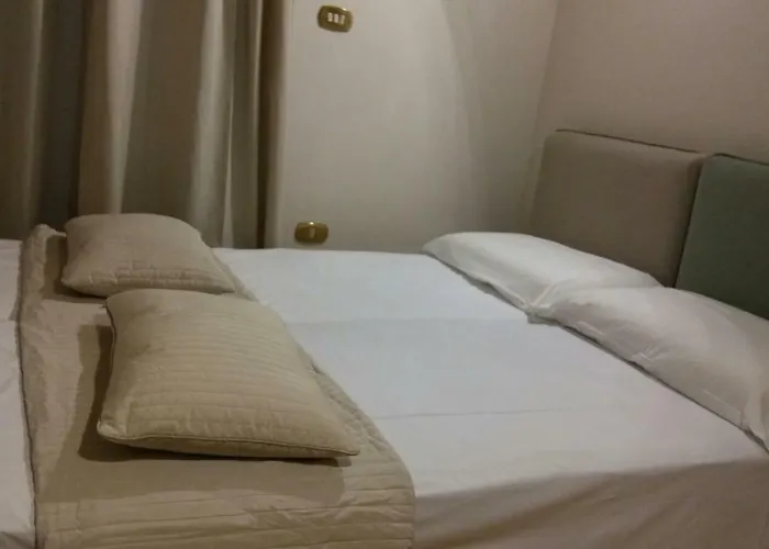 A Due Passi Temporary 公寓 *