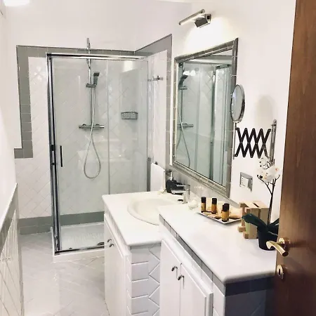 Апартаменты A Due Passi Temporary *