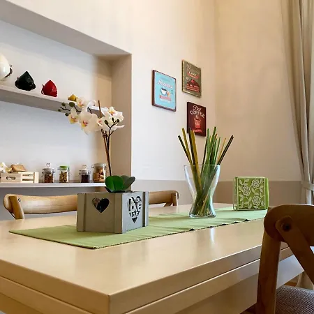 A Due Passi Temporary Apartment Trani
