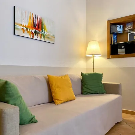 Apartment A Due Passi Temporary *